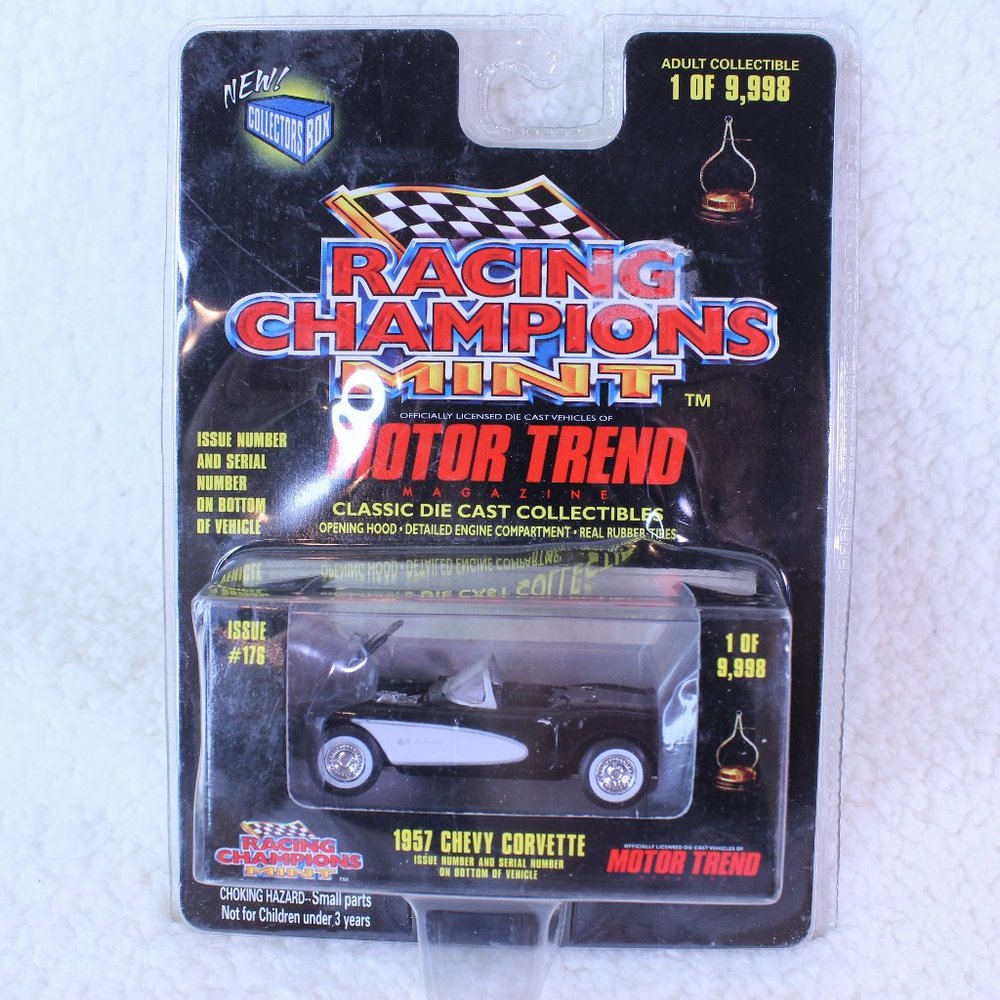 RACING CHAMPIONS‎ MINT Motor Trend Die Cast 1957 CHEVY CORVETTE 1:61 Scale NIP